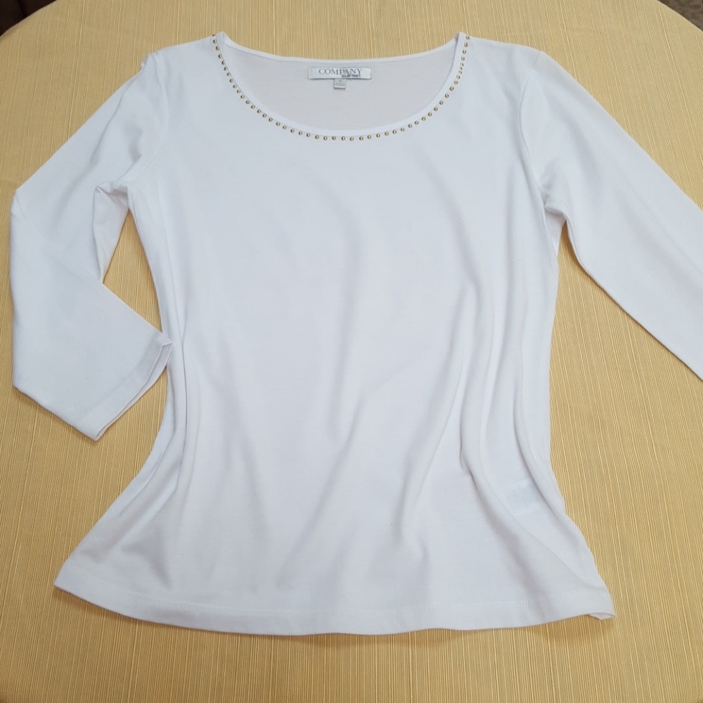 Ellen Tracy NWOT Gold Studded Top